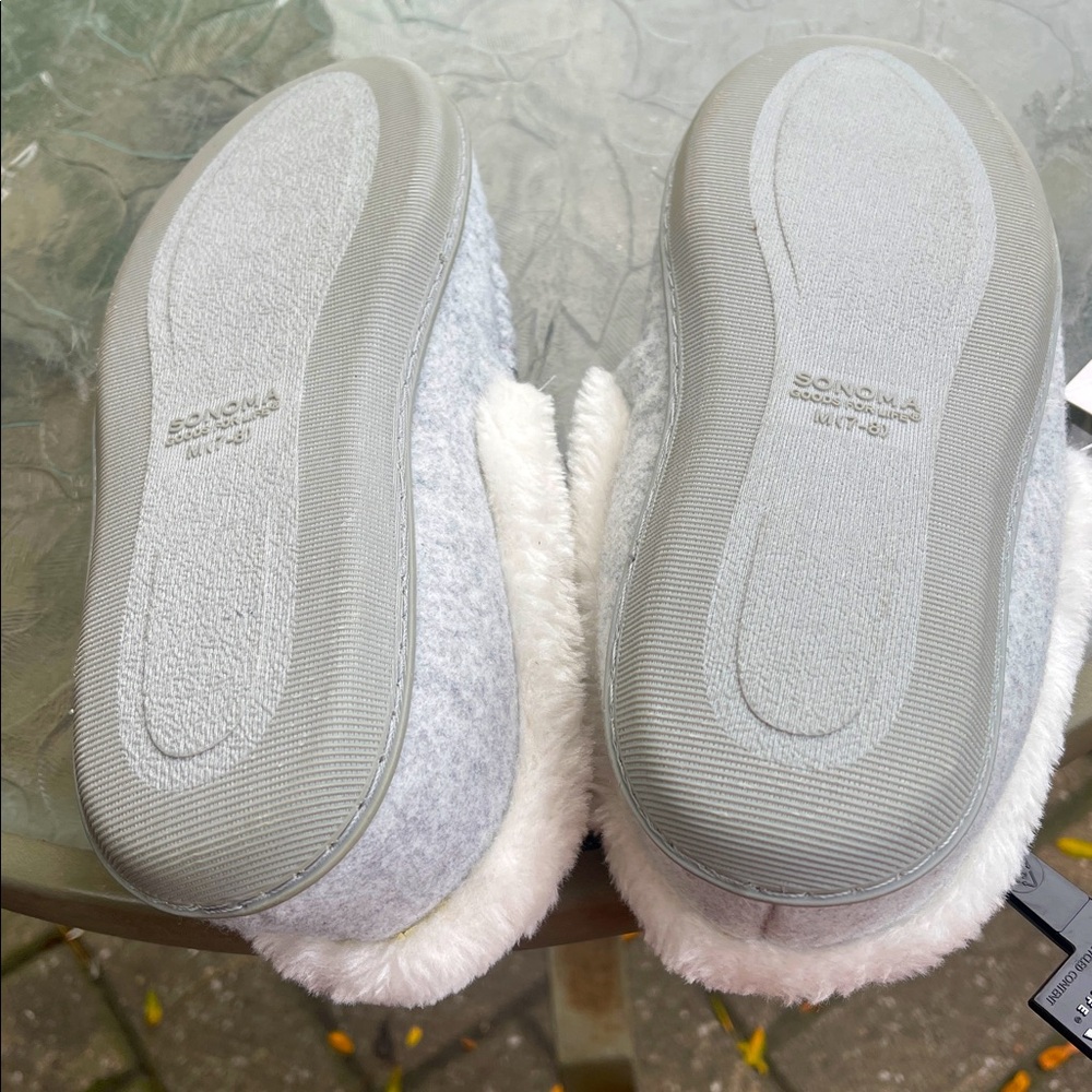 Sonoma Soft Gray Slippers with Cream Lining - Picture 3 of 6